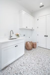 5806 Orchid Lane interior