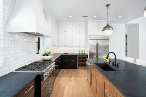 5806 Orchid Lane interior