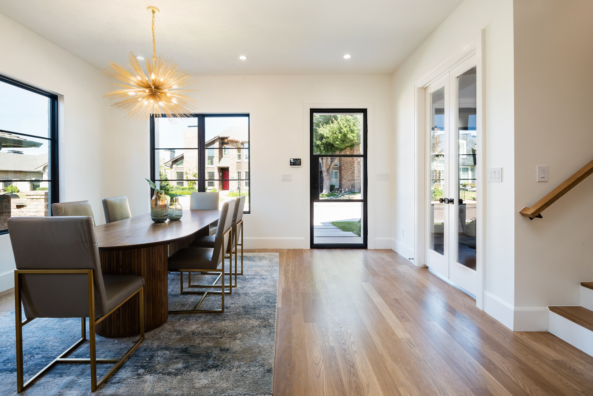 5720 Orchid Lane interior